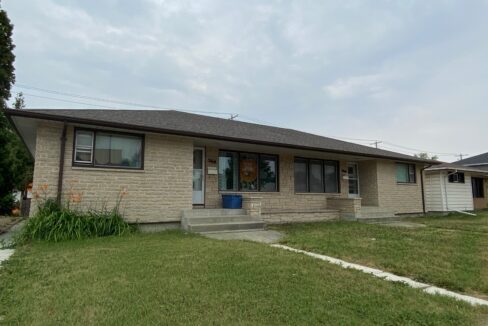 710 Regent Avenue West