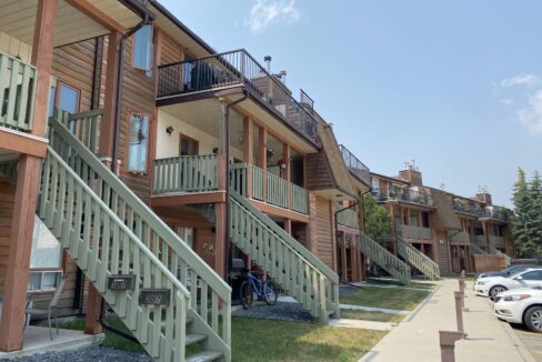 105-1744 Henderson Highway